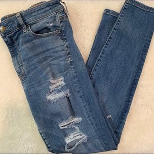 AEO distress super stretch jeans 10